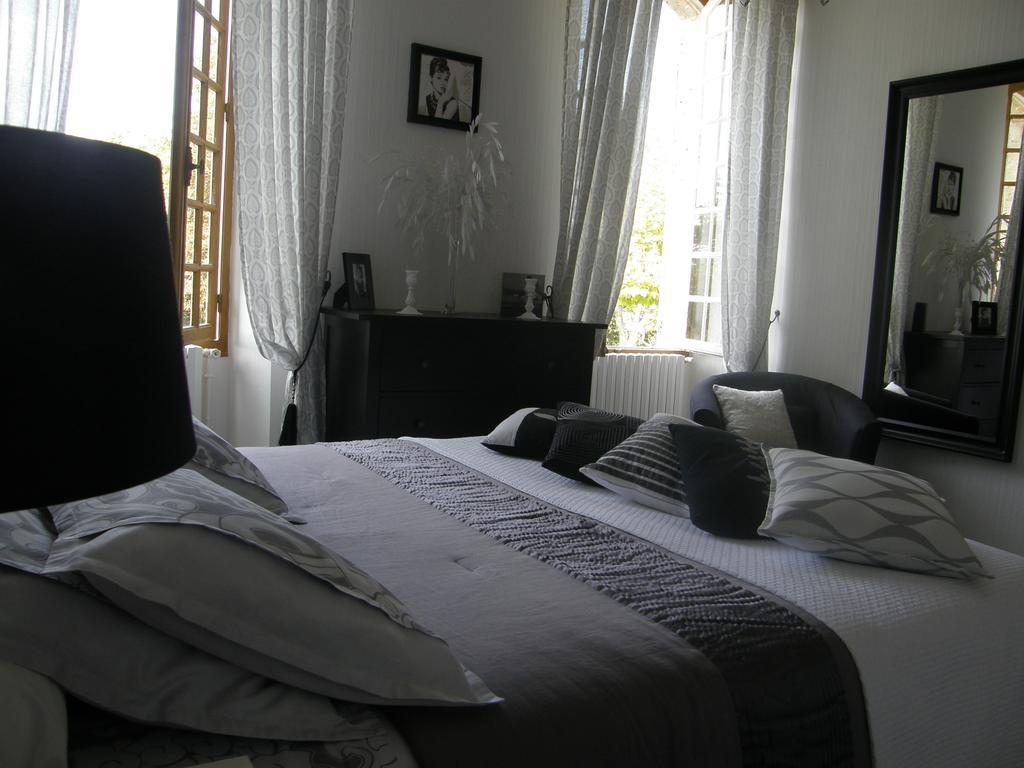 Chambres D'Hotes Domaine De La Brette Moncrabeau Стая снимка